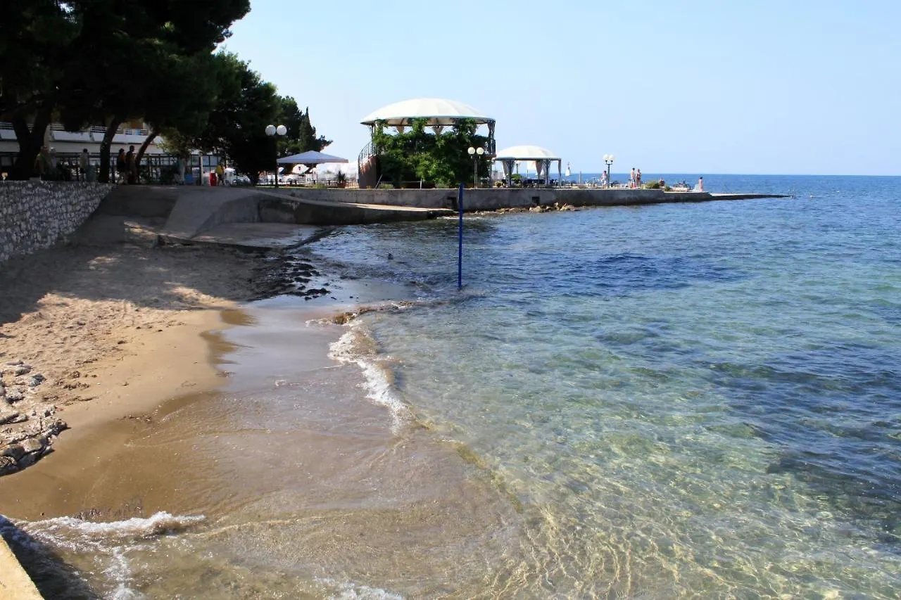 Apartments With A Parking Space Umag - 7735